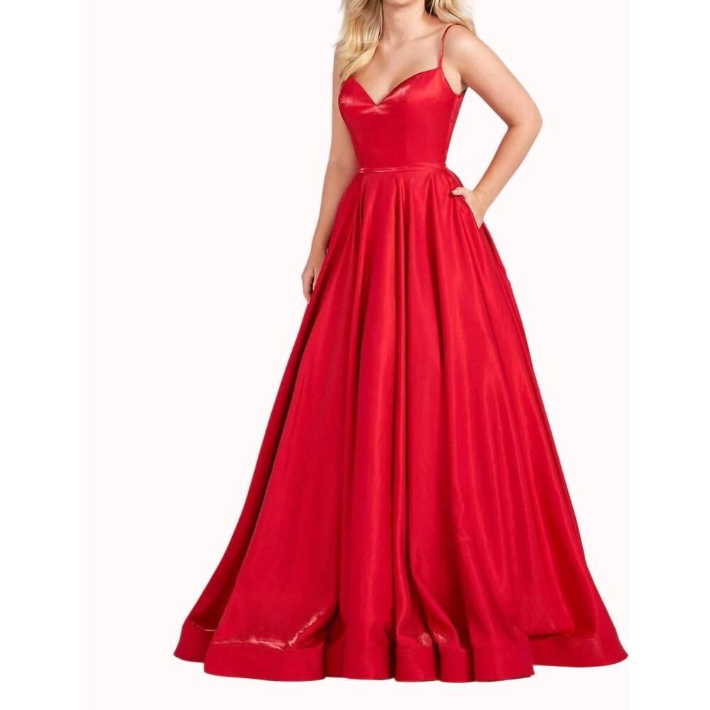 NEW ELLIE WILDE a line gown in red
